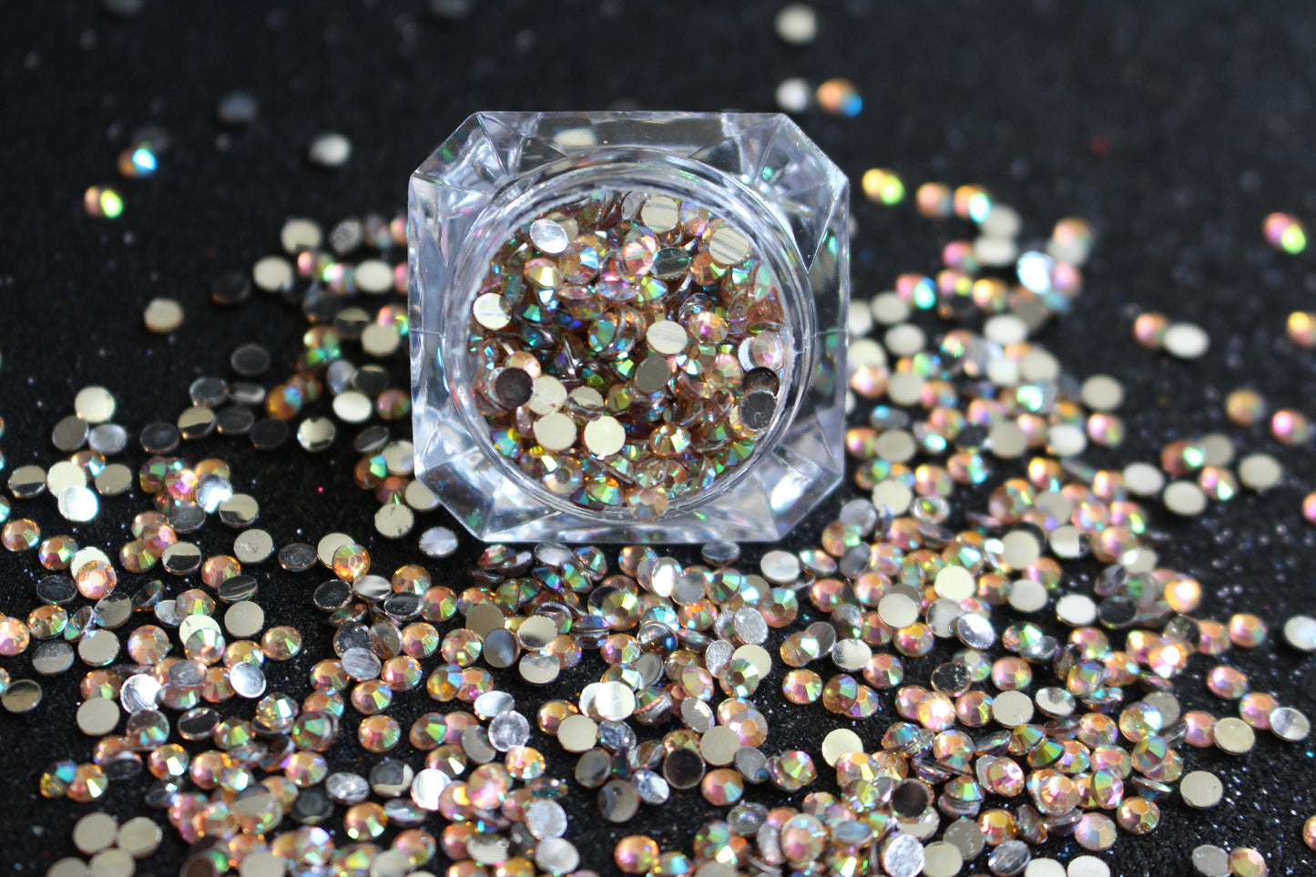 Champagne AB Rhinestones β Flatback Resin (2mm & 3mm)
Part of our Glamour Goodies Collection, these champagne AB flatback resin rhinestones are perfect for adding extra sparkle to your nails or any creative project. With a brilliant shimmer that catches the light, they bring just the right touch of glam wherever you use them.
Stone size: 2mm and 3mm
Available in 5g and 10g jars.
Note: 10g jars are round and not diamond shaped. Rhinestones are sold by weight and not individually counted.
