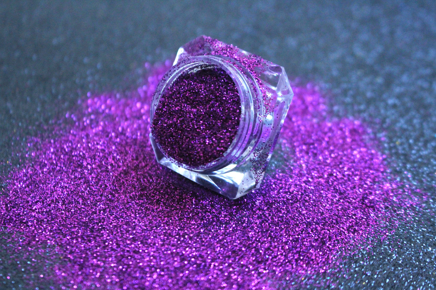 Ultraviolet – Eco-Friendly Premium Purple Glitter
Part of our Biodegradable Glitter Collection, this vibrant purple sparkle adds a bold pop of colour to any look. Ultraviolet is perfect for all your creative looks, nail art, hair, and glitter slime.
Available in 5g jars only.