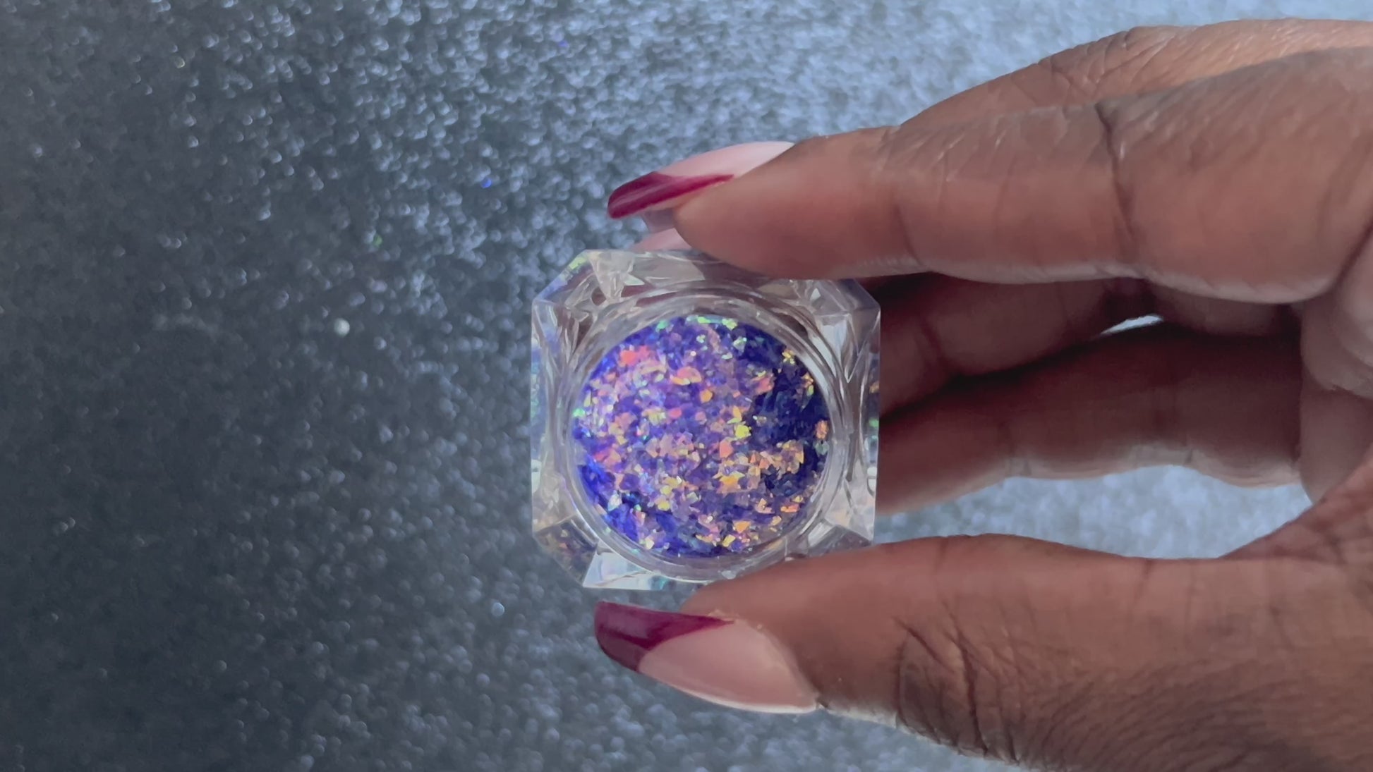 Grapetini – Premium Iridescent Purple Cellophane Glitter Flakes
Part of our Cellophane Glitter Flakes Collection, these iridescent purple glitter shards shimmer with green and golden reflects. Grapetini is perfect for nail art and glitter slime.
Available in 5g jars only.