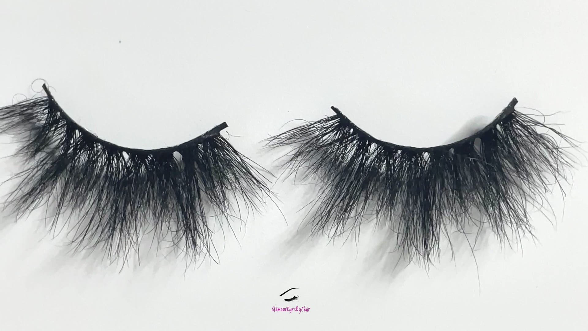 Hottie – 5D Premium Mink Lashes (25mm)
These 5D premium mink lashes are 25mm in length—wispy, lightweight, and comfortable to wear. With a flexible cotton lash band, application is quick and easy.
Hottie lashes are made for dramatic eye looks that command attention 👀. They’re not for timid lash wearers—these bold beauties will make your eyes pop. Each reusable pair can be worn up to 25 times with proper care.
Every set comes with a cute storage bag and mascara wand, so you can keep your lashes in to