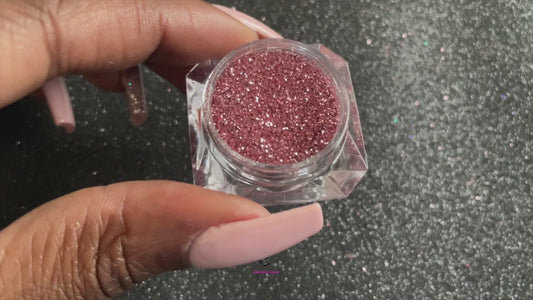 Sweetie Pie โ Premium Pink Metallic Glitter
Part of our Simple Glitter Collection, this pink metallic glitter adds a pop of colour to any look. Sweetie Pie can be used for all your creative looks, nail art, hair, and glitter slime.
Available in 5g jars only.