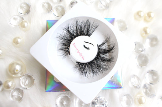 These 5D luxurious mink lashes are called Glamour and are 25mm in length. They are very dramatic, wispy, have a criss cross style flare effect, lightweight, and comfortable to wear on the lids. The thin lashband, makes the application process a breeze.