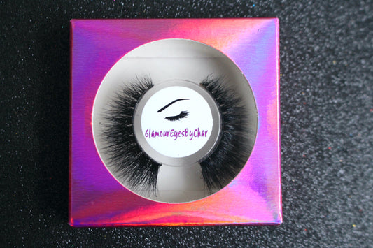 Posh – 3D Premium Mink Lashes (18–20mm)
These 3D premium mink lashes are 18–20mm in length—soft, lightweight, and comfortable to wear. With extra length and volume at the outer corners, they create a flattering winged-out effect. The flexible cotton lash band makes application a breeze.
Posh lashes are perfect for everyday wear and are especially great for beginners looking for a soft, natural glam. Each reusable pair can be worn up to 25 times with proper care.