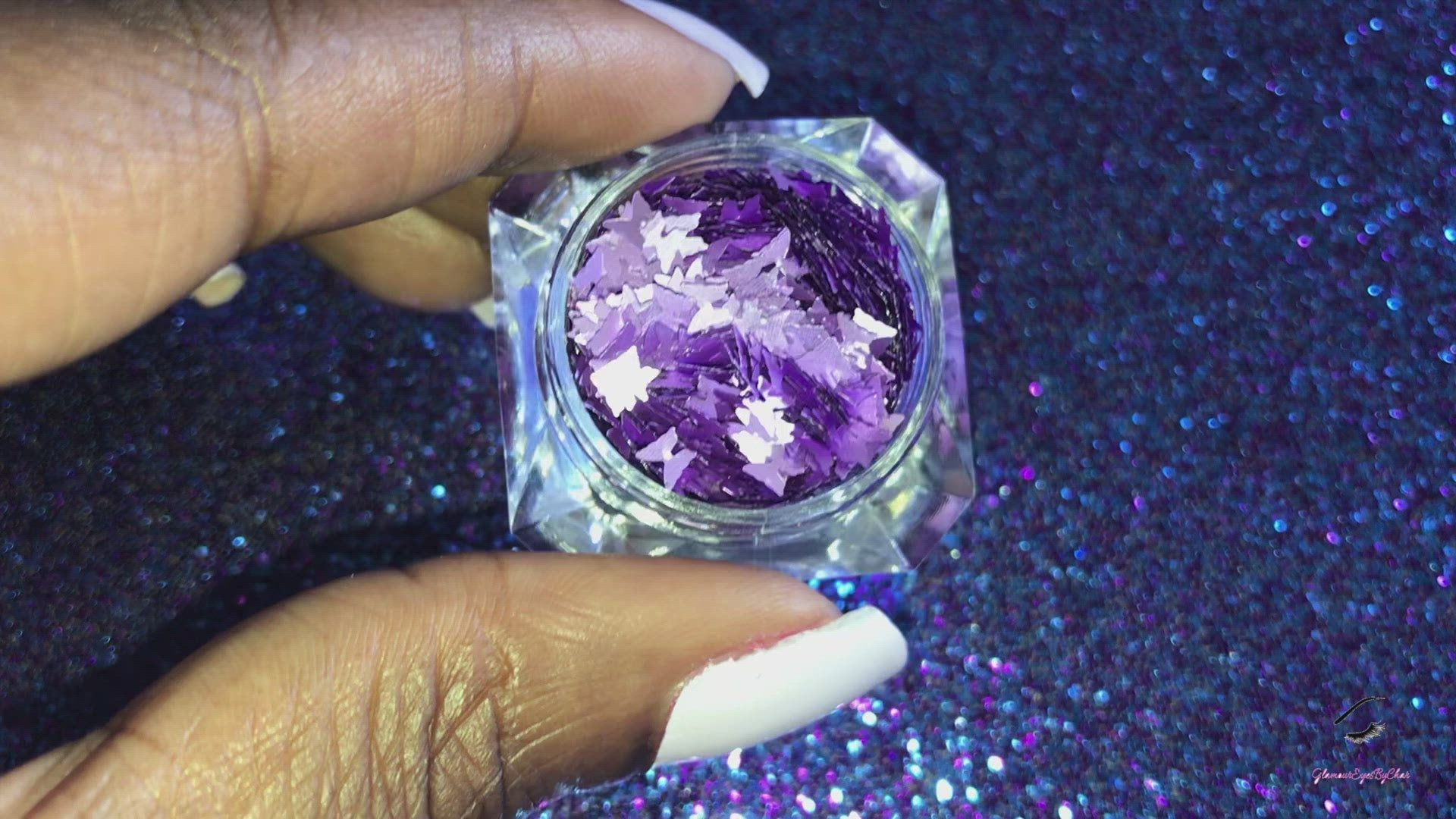 This glitter is called Lilac Butterflies and is part of the shaped glitters collection. It consists of pearlescent lilac 3.0mm butterflies. Lilac Butterflies is perfect for nail and body art.