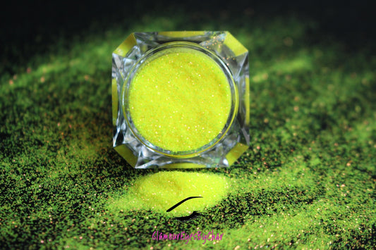 Caution β Premium Iridescent Neon Yellow Glitter
Part of our Simple Glitter Collection, this vibrant iridescent neon yellow glitter reflects a lively mix of orange, gold, and green sparkles. Caution can be used for all your creative looks, nail art, hair, and glitter slime.
Available in 5g jars only.
