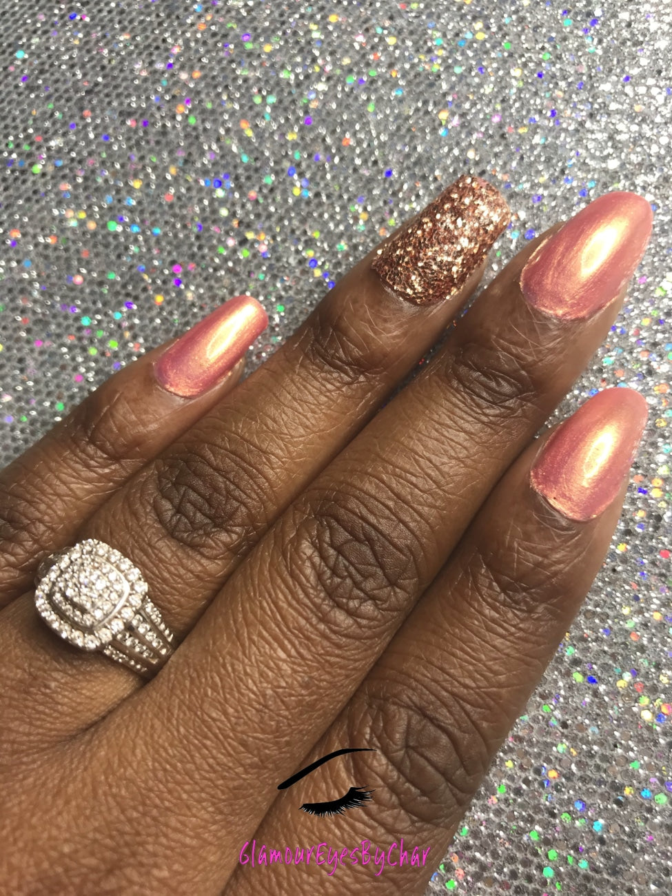This glitter is called Champagne and is part of the simple glitter collection. It consists of dark champagne gold fine glitter. Champagne can be used for your face, body, hair and nails. Comes in 5g jars only.