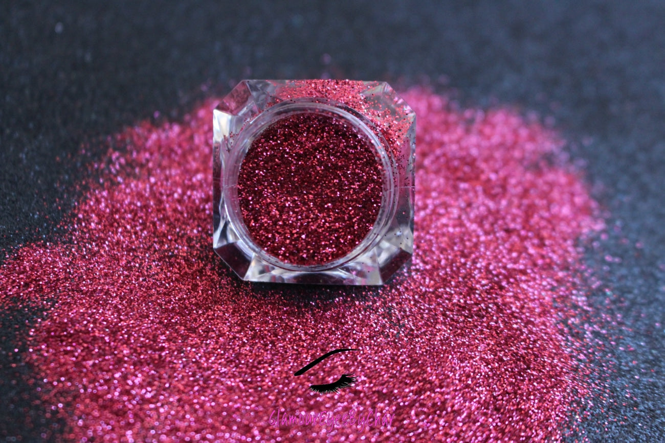 This glitter is part of the simple glitter collection. It consists of dark pink glitter. Dragon Fruit can be used for your face, hair, body, nail art and glitter slime. Available in 5g jars only.