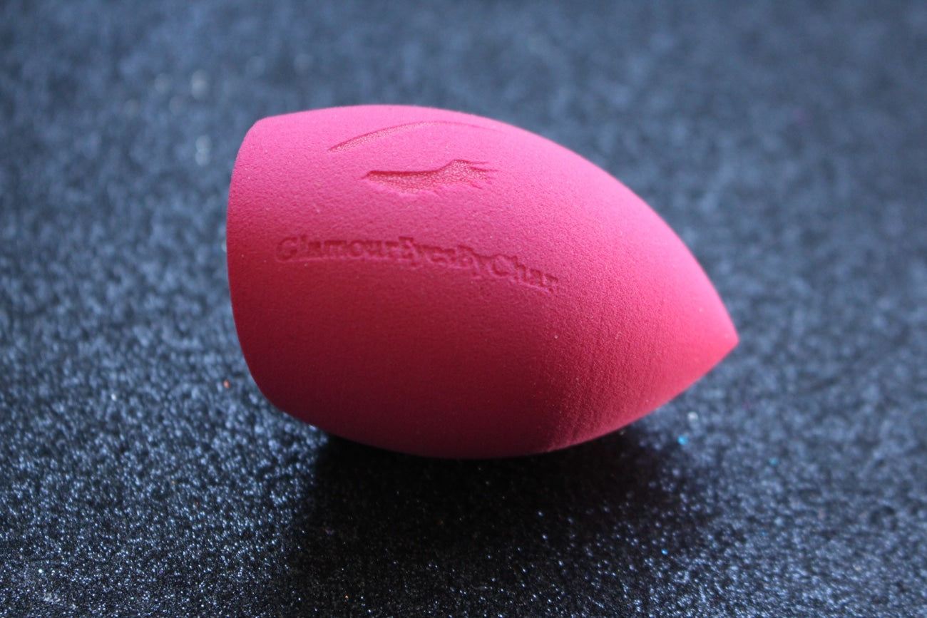 Our Glamour Beauty Blender is available in two colours and styles and can be used with powder or liquid makeup products. The angled blender is perfect for applying setting powder, contour or illuminating highlight. The standard blender has rounded sides which are perfect for flawless blending. The precision point on both blenders is great for concealing imperfections. 