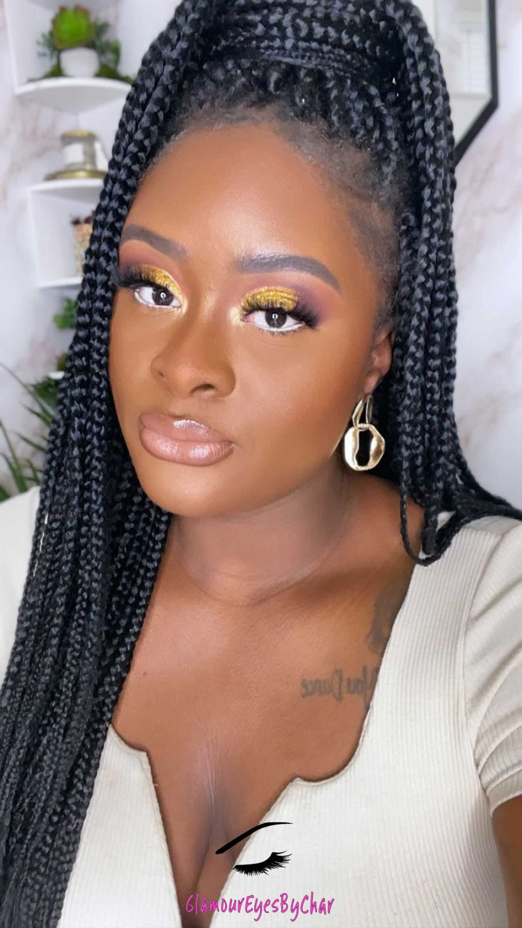 Gold Digger – Premium True Holographic Gold Glitter Mix
A premium glitter from our Super Chunky Glitter Collection, Gold Digger features true holographic gold glitter with an exceptionally brilliant shine. Perfect for all your creative looks, nail art, hair, and glitter slime.