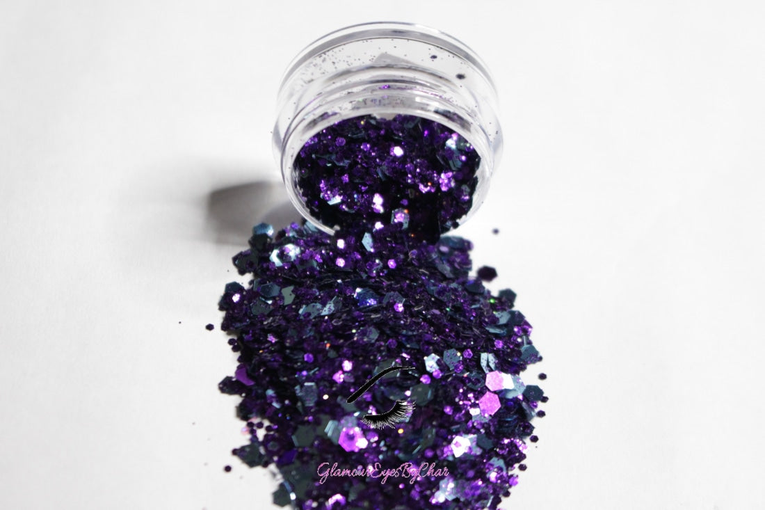 This glitter is called Midnight Purple and is part of the super chunky glitter collection.  It consists of royal purple and teal glitter with an eye catching sparkle. Midnight Purple can be used for your face, body, hair and nails.  Comes in 5g and 10g jars.