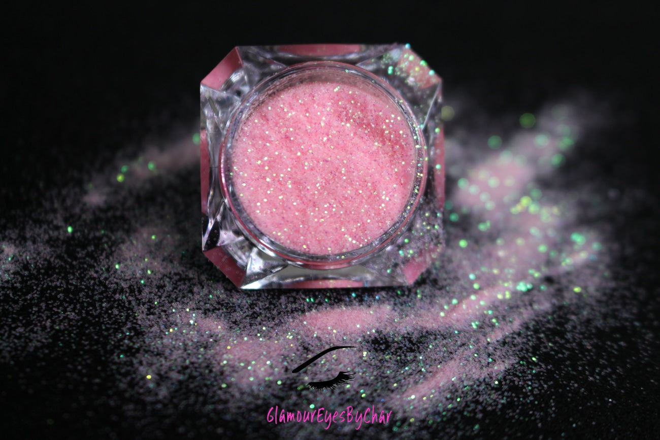 Pink Lemonade – Premium Iridescent Baby Pink Glitter
Part of our Simple Glitter Collection, this soft baby pink glitter shimmers with a delicate iridescent sparkle. Pink Lemonade can be used for all your creative looks, nail art, hair, and glitter slime.