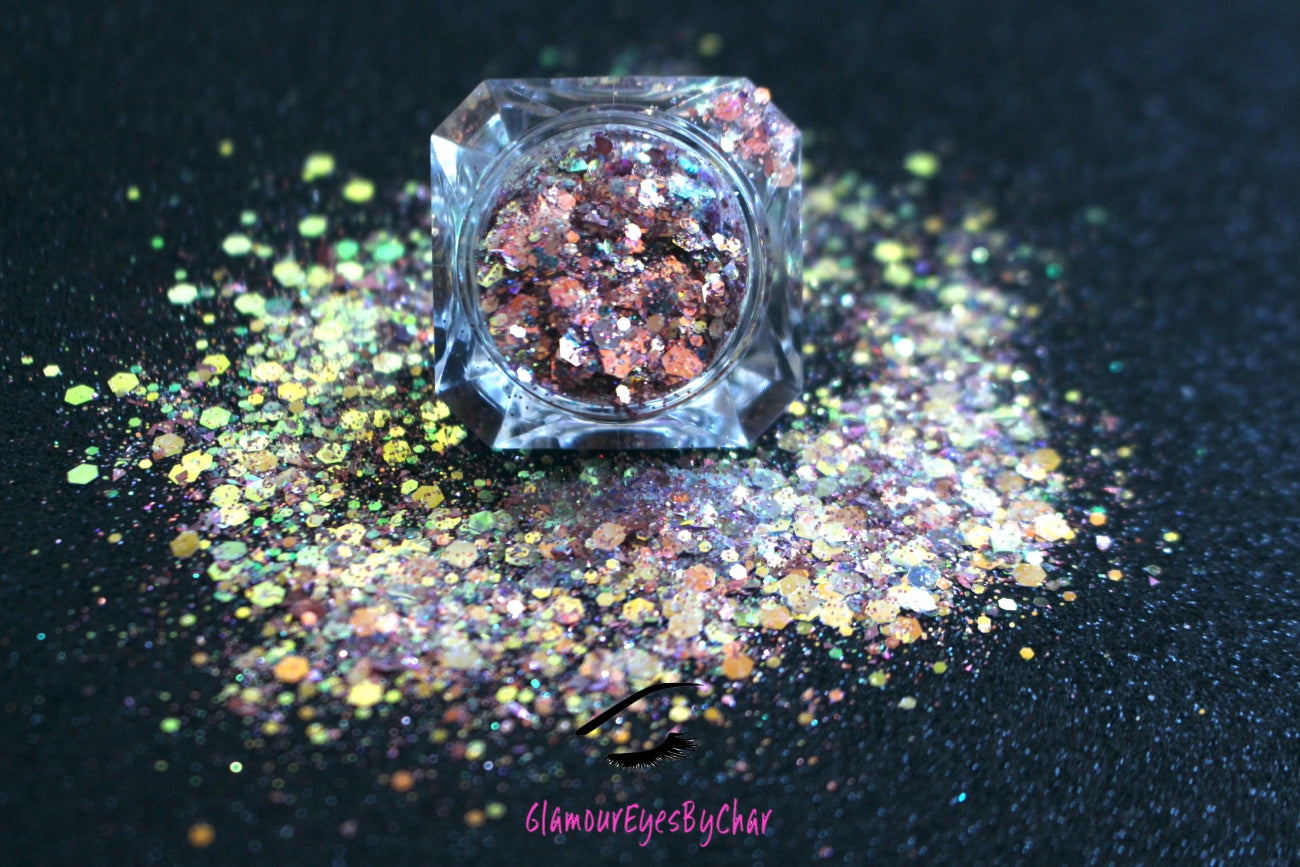 This chameleon glitter is called She's Perfect and is part of the super chunky glitter collection. It consists of rose gold glitter with a unique colour shifting sparkle. She's Perfect can be used for your face, hair, body and nail art, glitter slime, resin art or DIY projects. Comes in 5g jars only.