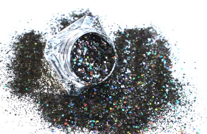 Midnight Madness – Premium Chunky Holographic Black Glitter Mix
Part of our Chunky Glitter Collection, this bold holographic black glitter adds a touch of midnight magic to your glitter fun. Midnight Madness can be used&nbsp;for all your creative looks, nail art, hair, and glitter slime.
Available in 5g jars only.