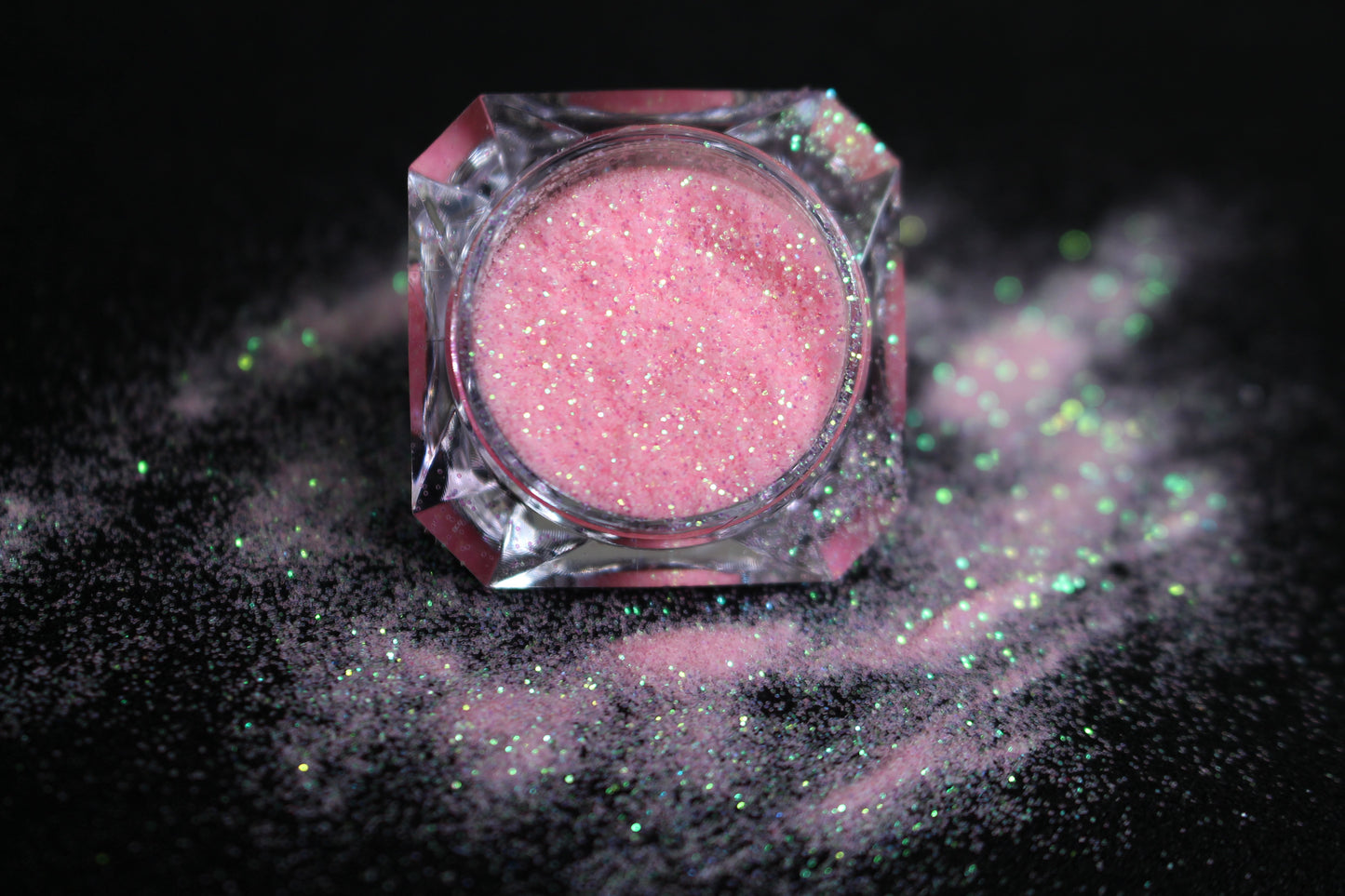Pink Lemonade – Premium Iridescent Baby Pink Glitter
Part of our Simple Glitter Collection, this soft baby pink glitter shimmers with a delicate iridescent sparkle. Pink Lemonade can be used for all your creative looks, nail art, hair, and glitter slime.
