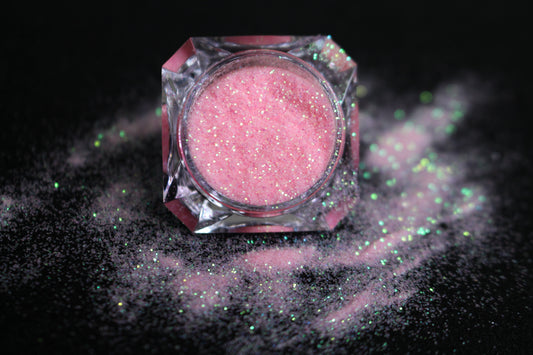 Pink Lemonade – Premium Iridescent Baby Pink Glitter
Part of our Simple Glitter Collection, this soft baby pink glitter shimmers with a delicate iridescent sparkle. Pink Lemonade can be used for all your creative looks, nail art, hair, and glitter slime.