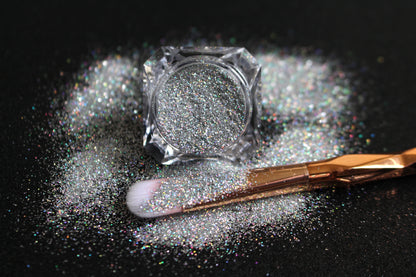 Princess Cut – Premium Silver Holographic Glitter
Part of our Simple Glitter Collection, this silver holographic glitter catches the light with a glamorous sparkle that’s sure to turn heads. Princess Cut can be used for all your creative looks, nail art, hair, and glitter slime.
Available in 5g jars only.