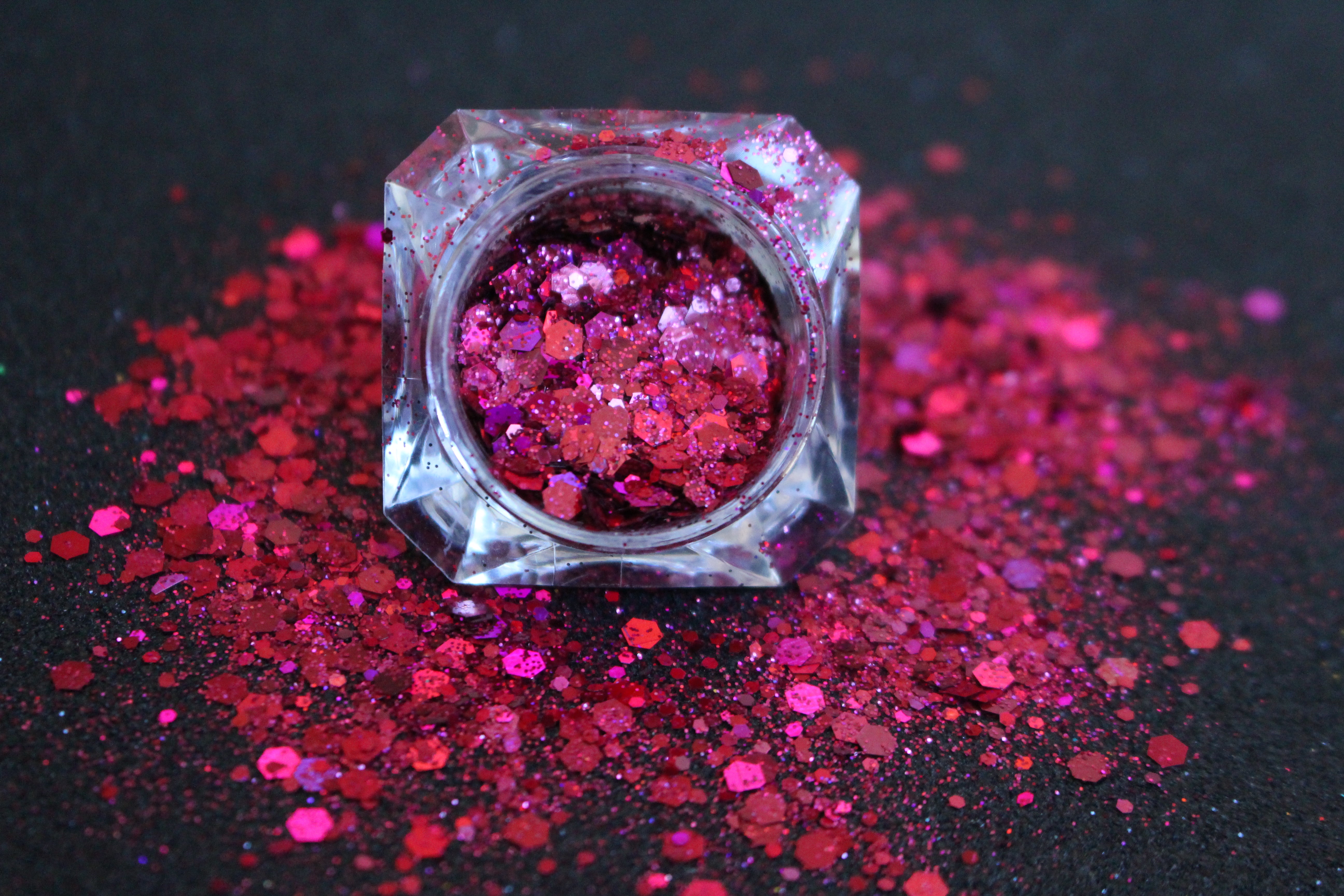 Bindi Raspberry Kiss Raspberry Kisses (Mini Wholesale) – GlamourEyesByChar