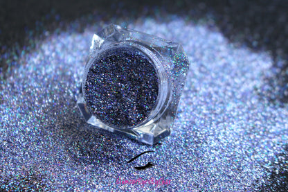 This premium glitter is part of the Simple Glitter Collection. It consists of holographic silver blue glitter. Frosted Fantasy can be used for your face, hair, body, nail art and glitter slime. Available in 5g jars only. 