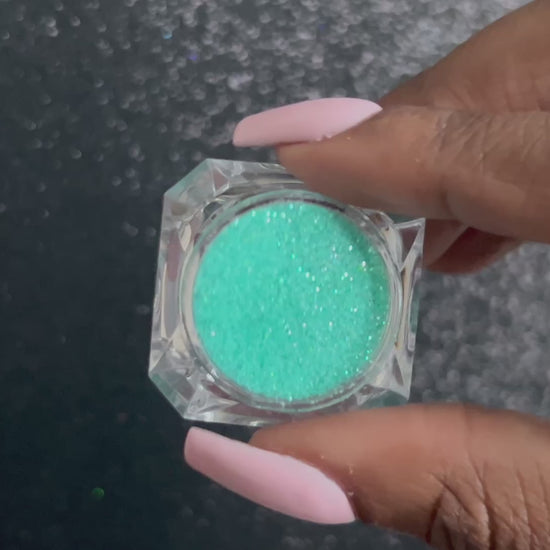 Tiffany – Premium Iridescent Bright Blue Glitter
Part of our Simple Glitter Collection, this premium glitter shines in a bright blue hue with an iridescent sparkle that reflects hints of green. Tiffany can be used for all your creative looks, nail art, hair, and glitter slime.
Available in 5g jars only.