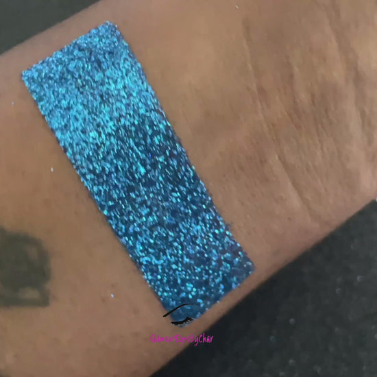 This glitter is part of the simple glitter collection. It consists of blue and teal glitter. Blue Lagoon can be used for your face, hair, body, nail art and glitter slime. Available in 5g jars only.