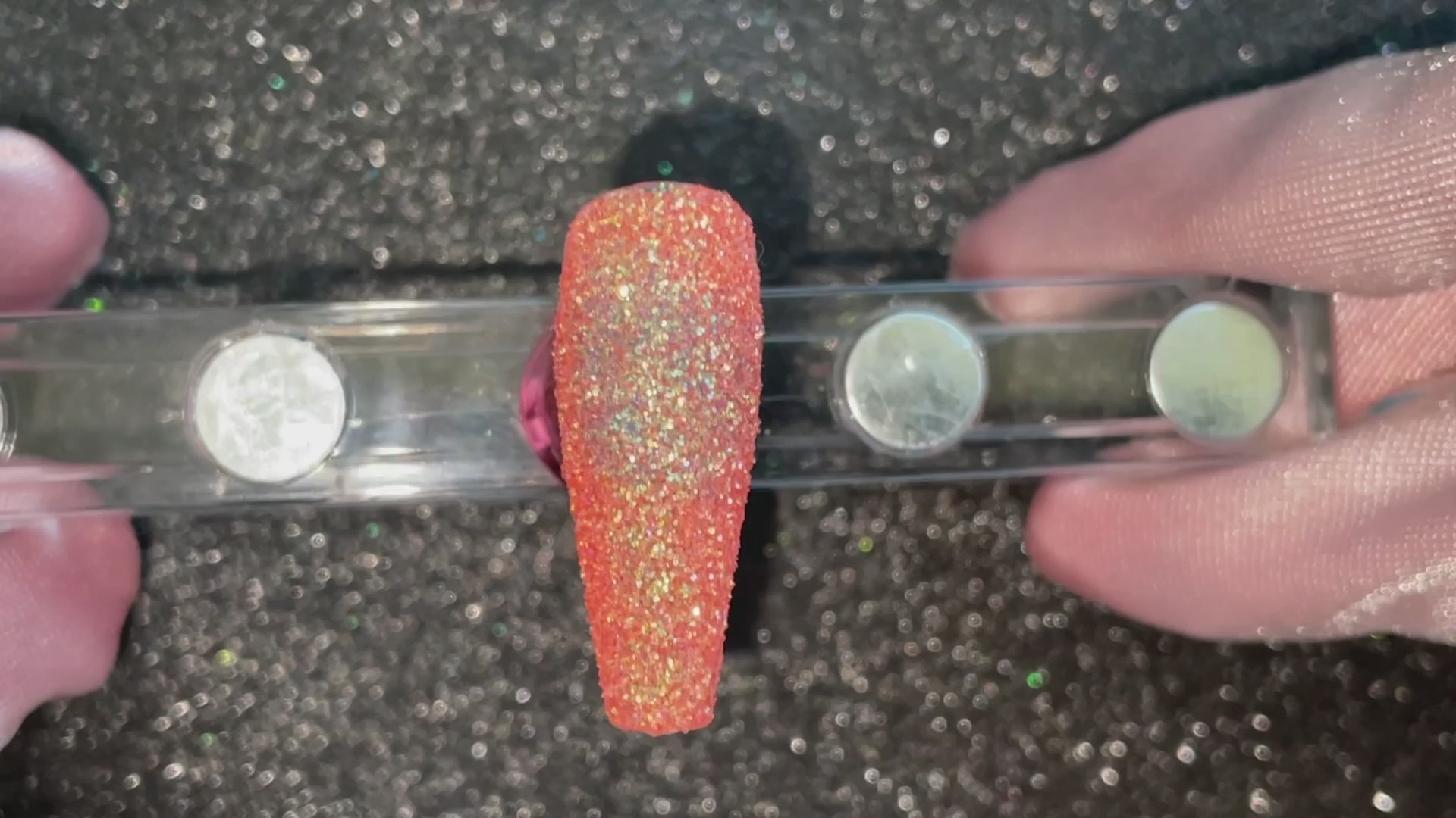  Sorbet – Premium Iridescent Coral Glitter
Part of our Simple Glitter Collection, this iridescent coral glitter brings a juicy pop of colour to your creations. Sorbet can be used for your face, hair, body, nail art, and glitter slime.
Available in 5g jars only.