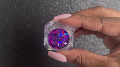 Love Spell – Premium Deep Purple &amp; Violet Super Chunky Glitter Mix
This premium glitter is part of the Super Chunky Glitter Collection. It consists of deep purple and violet glitter with a holographic sparkle. Love Spell can be used for&nbsp;
for all your creative looks, nail art, hair, and glitter slime.
Available in 5g jars only.