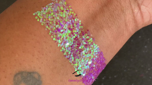 This glitter is called Purple Haze and is part of the simple glitter collection. It consists of purple glitter with an iridescent sparkle. Flake size is larger than fine and extra fine glitter. Purple Haze can be used for your face, body, hair and nails.  Comes in 5g jars only.