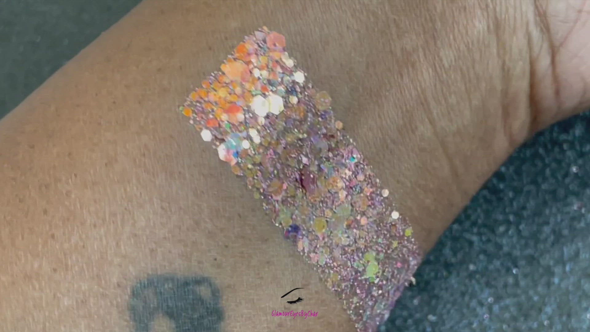 This chameleon glitter is called She's Perfect and is part of the super chunky glitter collection. It consists of rose gold glitter with a unique colour shifting sparkle. She's Perfect can be used for your face, hair, body and nail art, glitter slime, resin art or DIY projects.  Comes in 5g jars only.