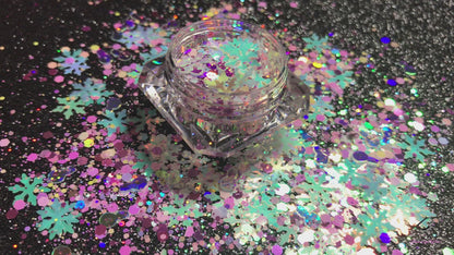 Snow Angels – Premium Light Iridescent Pink and Blue Snowflake Glitter Mix
Part of our Holiday Collection, this glitter consists of light iridescent pink and blue snowflakes with white, purple, and silver glitter. Snow Angels is perfect&nbsp;
for nail art and glitter slime.
Available in 5g jars only.