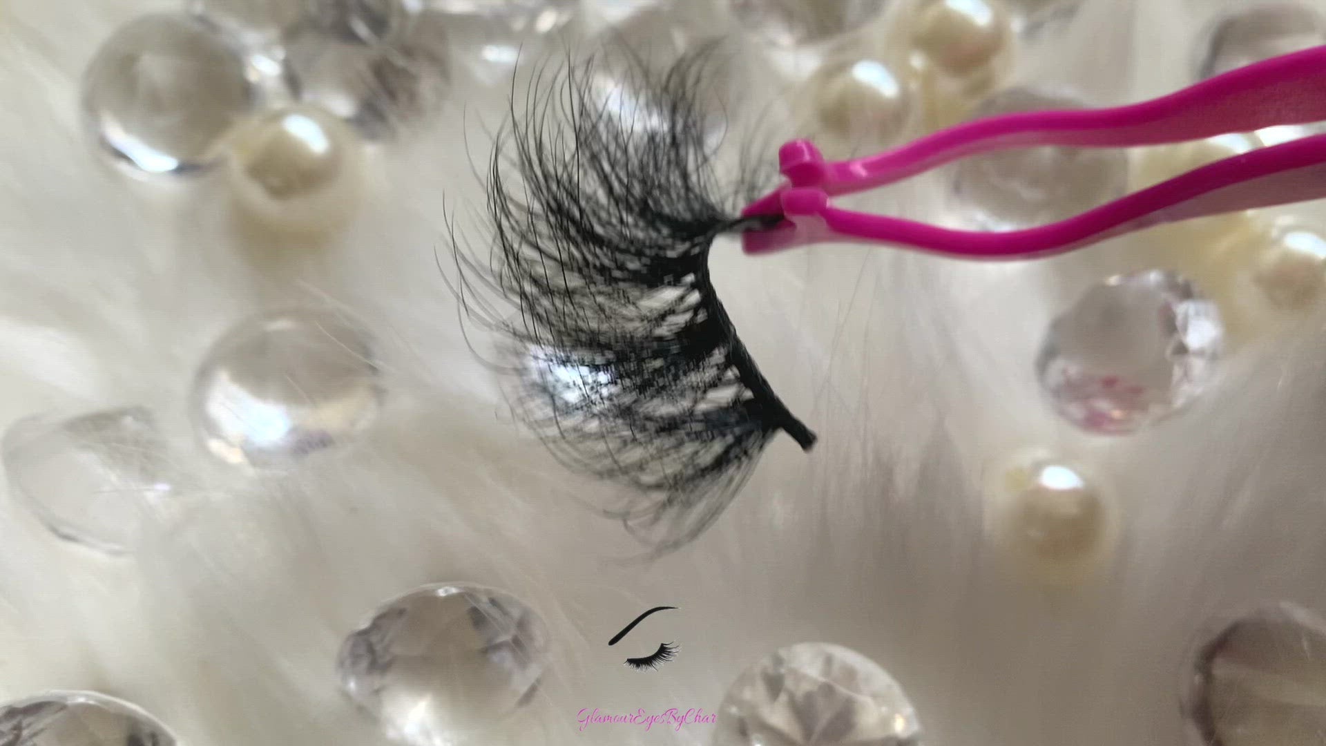 These 5D luxurious mink lashes are called Goddess and are 25mm in length. They are very dramatic, wispy, have a criss cross style, and comfortable to wear on the lids. The thin lashband, makes the application process a breeze. Goddess are suitable for dramatic eye looks and can be worn up to 25 times if handled with care.