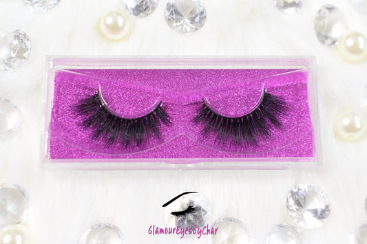These 3D luxurious faux mink lashes are called Angel Eyes and are 10-13mm in length. They are lightweight and very comfortable to wear on the lids. The thin lashband, makes the application process a breeze. Angel Eyes are suitable for everyday wear and can be worn up to 25 times if handled with care. 