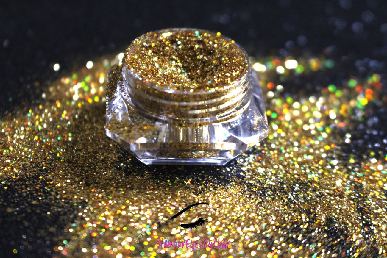 This glitter is called I Said Yes and is part of the simple glitter collection. It consists of gold glitter with a holographic sparkle.  I Said Yes can be used for your face, body, hair and nails.