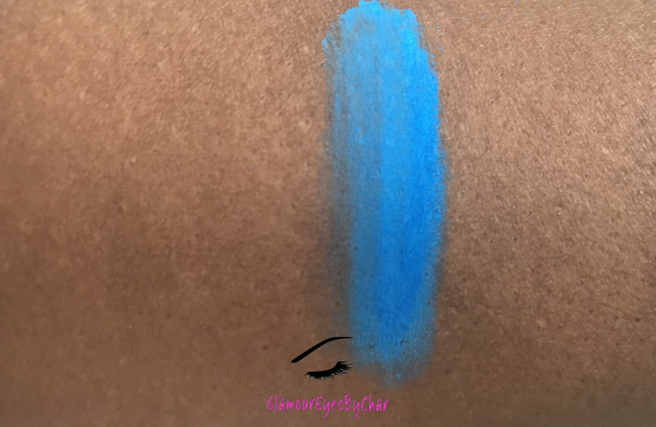 Bright Blue pigment that is HIGHLY PIGMENTED and super gorgeous on the eyes and nails.