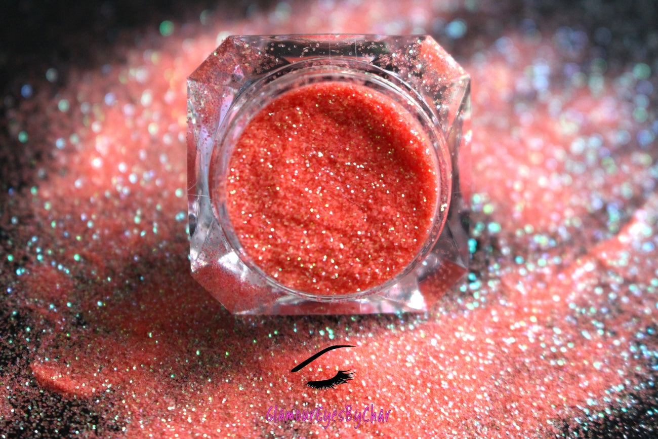 This glitter is called Sorbet and is part of the simple glitter collection. It consists of coral glitter with an iridescent sparkle. Sorbet can be used for your face, body, hair and nails. Comes in 5g jars only.