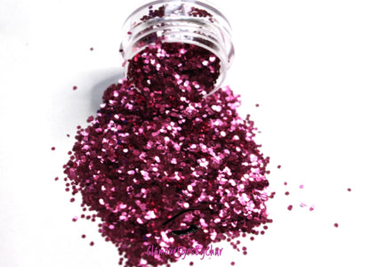 This glitter is called True Love and is part of the simple glitter collection. It consists of dark pink simple glitter. Flake size is larger than fine and extra fine glitter. Blush can be used for your face, body, hair and nails. Comes in 5g jars only.  